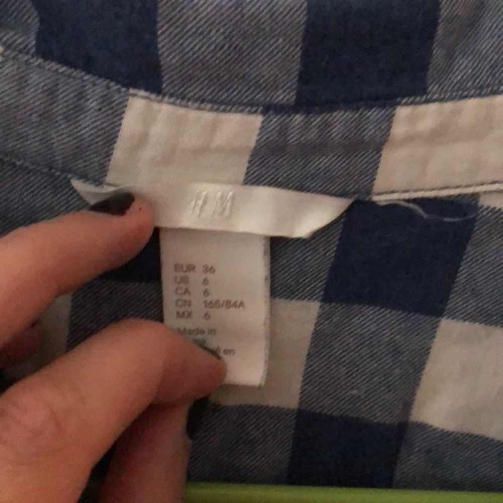 H&M button down - Picture 2 of 2